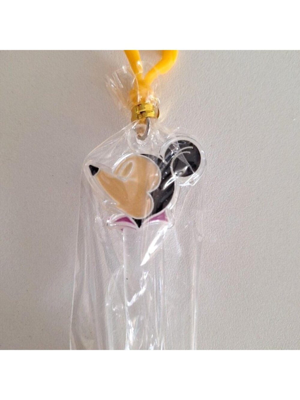 Disney Mickey Mouse Kids Toothbrush Travel Clip Yellow Clear - Picture 9 of 9